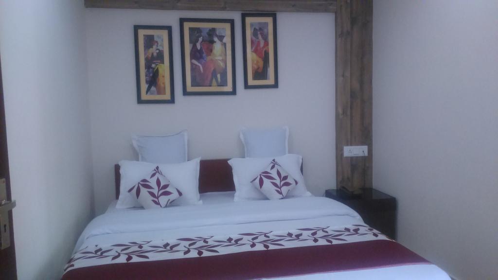 סיליגורי Breeze Hotel מראה חיצוני תמונה