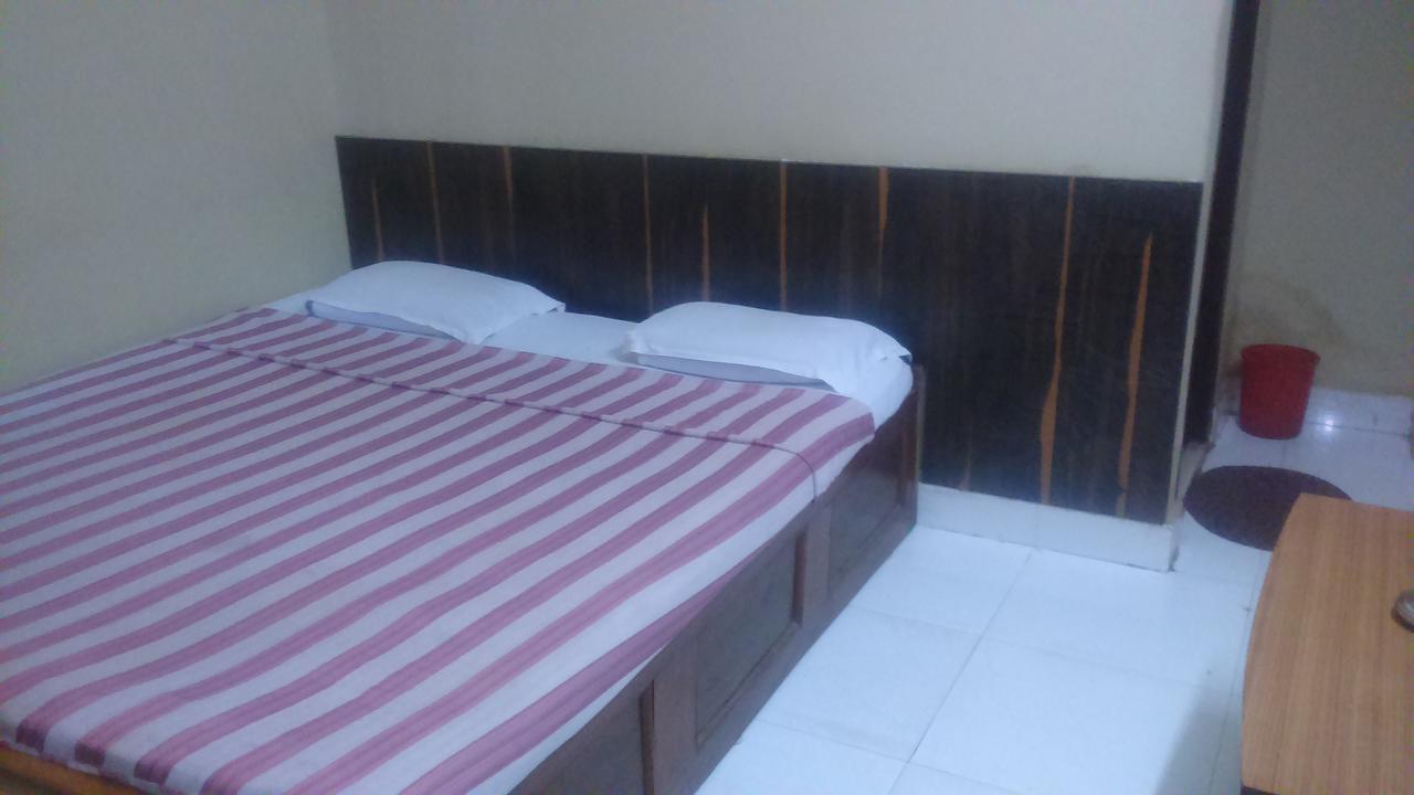 סיליגורי Breeze Hotel מראה חיצוני תמונה