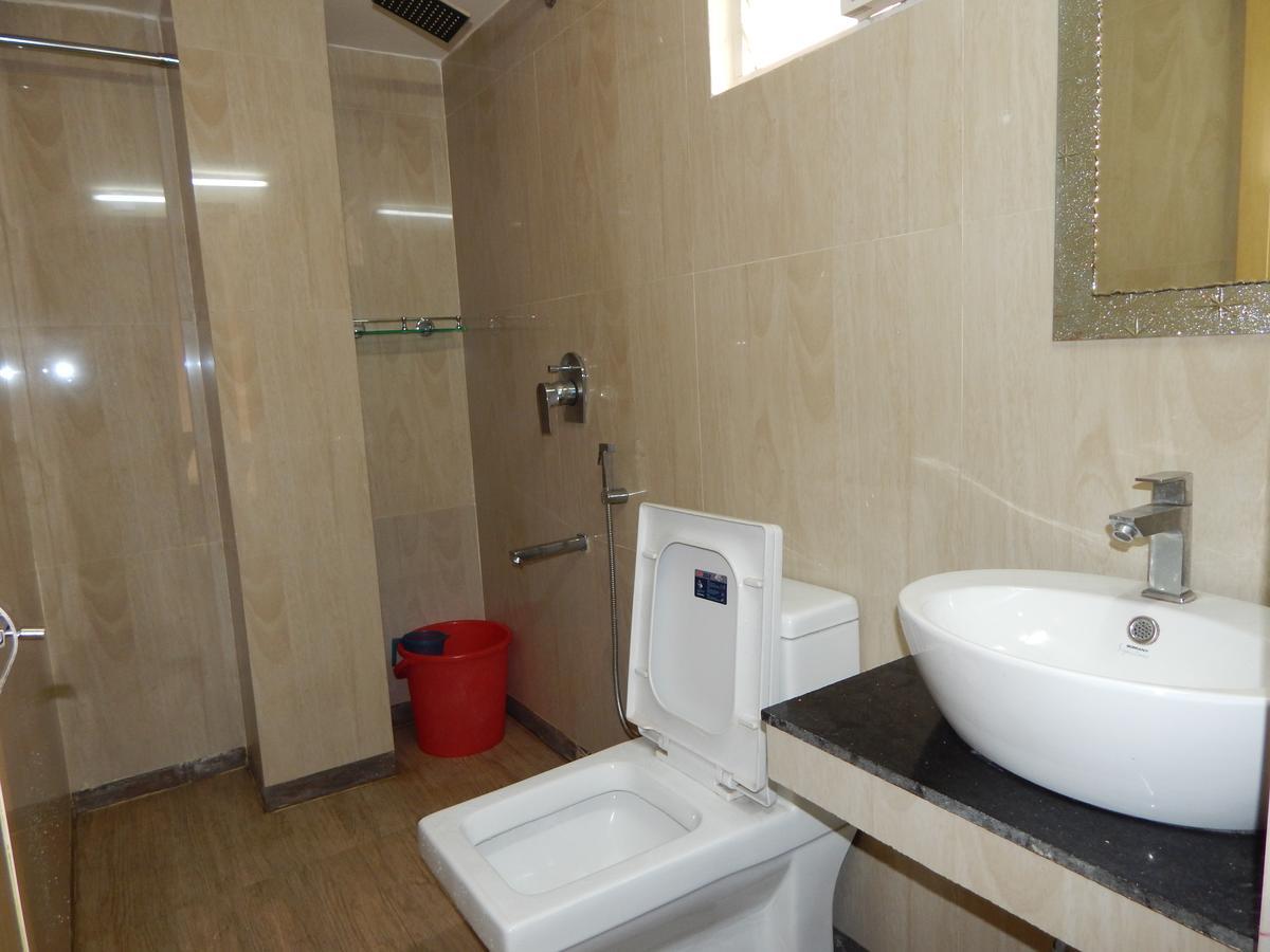 סיליגורי Breeze Hotel מראה חיצוני תמונה